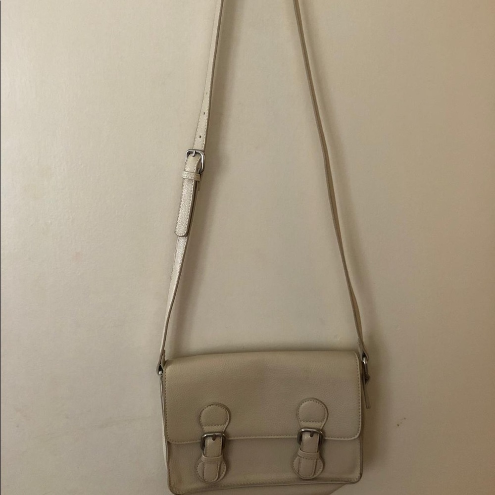 FOREVER 21 cross body purse